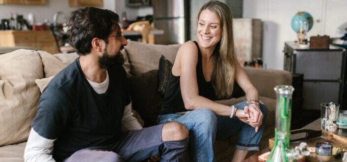 10 señales comprobadas de que una chica quiere que la beses 10 señales comprobadas de que una chica quiere que la beses
