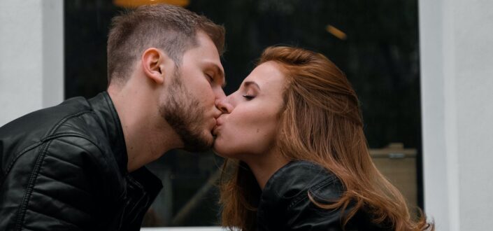 10 señales comprobadas de que una chica quiere que la beses 10 señales comprobadas de que una chica quiere que la beses